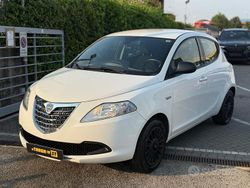 Grigio Usata 2014 Lancia Ypsilon Due volumi | 6990 € (Buon prezzo)