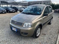 Bronzo Usata 2009 Fiat Panda Climbing Tre volumi | 3790 € (Buon prezzo)