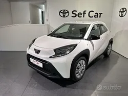 Nuova 2025 Toyota Aygo Active Due volumi | 15.200 €