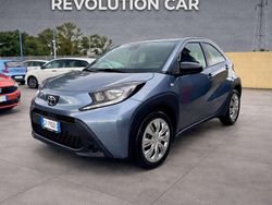 Grigio Usata 2025 Toyota Aygo X Active SUV | 14.990 € (Buon prezzo)