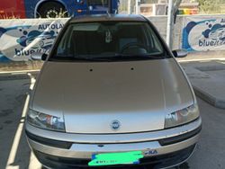 Grigio Usata 2001 Fiat Punto Due volumi | 1400 € (Buon prezzo)