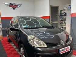 Nessuno Usata 2007 Renault Clio II LE Tre volumi | 2500 € (Buon prezzo)