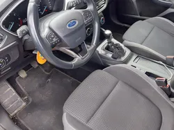 Usata 2019 Ford Focus Tre volumi | 14.900 € (Buon prezzo)