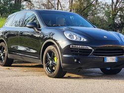 Nero Usata 2012 Porsche Cayenne SUV | 17.500 € (Buon prezzo)