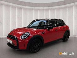 Chili red pastello Usata 2022 Mini Cooper Due volumi | 22.500 € (Buon prezzo)