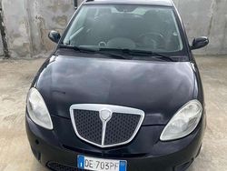 Usata 2007 Lancia Ypsilon Due volumi | 3500 € (Buon prezzo)
