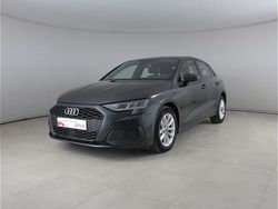 Grigio manhattan metallizzato Usata 2022 Audi A3 Business Tre volumi | 25.500 € (Buon prezzo)