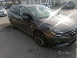 Grigio Usata 2017 Opel Astra Business Station wagon | 5900 € (Buon prezzo)