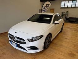 Bianco Usata 2020 Mercedes A180 AMG line Tre volumi | 24.999 € (Buon prezzo)