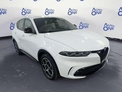 Bianco Usata 2024 Alfa Romeo Tonale Sprint SUV | 30.990 € (Buon prezzo)