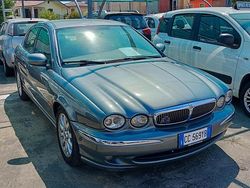 Grigio Usata 2002 Jaguar X-type Executive Tre volumi | 4500 € (Molto cara)