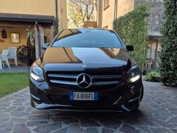 Marrone Usata 2015 Mercedes B180 Monovolume | 12.900 € (Buon prezzo)