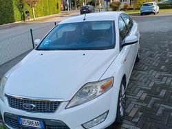 Bianco Usata 2008 Ford Mondeo Premium Tre volumi | 4000 €