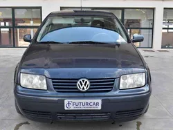 Blu/azzurro Usata 1999 VW Bora Trendline Tre volumi | 1000 € (Cara)