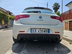 Usata 2012 Alfa Romeo Giulietta Quadrifoglio Due volumi | 6500 € (Buon prezzo)