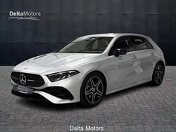 Argento Usata 2025 Mercedes A180 Advanced Plus Tre volumi | 35.300 € (Buon prezzo)