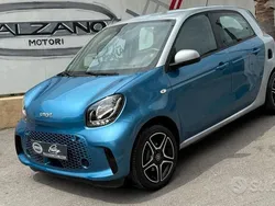 Blu Usata 2021 Smart ForFour Electric Drive Passion Tre volumi | 12.999 € (Buon prezzo)