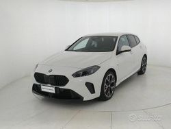 Alpin white pastello Usata 2024 BMW 118 Comfort Edition Due volumi | 36.900 € (Buon prezzo)