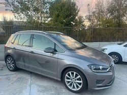 Grigio Usata 2015 VW Golf Sportsvan Highline Monovolume | 8800 € (Buon prezzo)