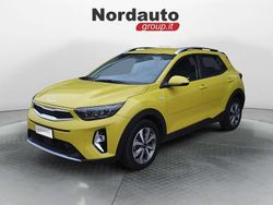 Giallo Usata 2022 Kia Stonic Urban SUV | 16.200 € (Buon prezzo)