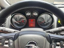 Nero Usata 2015 Opel Astra Tre volumi | 4000 € (Ottimo prezzo)