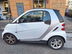 Bianco Usata 2012 Smart ForTwo Coupé Pure Due volumi | 4500 € (Buon prezzo)
