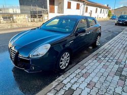 Nero Usata 2013 Alfa Romeo Giulietta Due volumi | 8000 € (Cara)