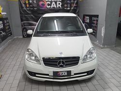Bianco Usata 2010 Mercedes A160 Avantgarde Tre volumi | 4499 € (Buon prezzo)