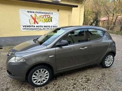 Grigio Usata 2013 Lancia Ypsilon S Due volumi | 4990 € (Buon prezzo)