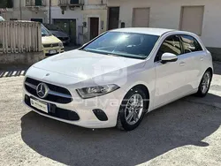 Bianco Usata 2018 Mercedes A180 Business Due volumi | 18.200 € (Buon prezzo)