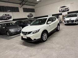 Bianco Usata 2015 Nissan Qashqai Tekna SUV | 8450 € (Ottimo prezzo)