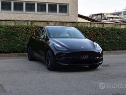 Nero Usata 2021 Tesla Model Y SUV | 32.500 €