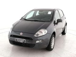 Grigio interstellar Usata 2017 Fiat Punto Lounge Tre volumi | 6800 € (Buon prezzo)