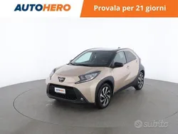 Oro Usata 2023 Toyota Aygo Trend Due volumi | 16.399 € (Buon prezzo)