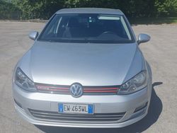 Grigio Usata 2014 VW Golf VII Comfortline Tre volumi | 6500 € (Buon prezzo)