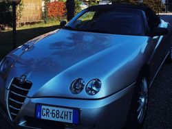 Argento Usata 2005 Alfa Romeo Spider Cabrio | 14.500 € (Buon prezzo)