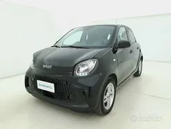 Nero Usata 2021 Smart ForFour Electric Drive Pure Due volumi | 10.490 € (Ottimo prezzo)