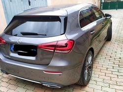 Grigio Usata 2019 Mercedes A180 Tre volumi | 20.500 € (Buon prezzo)