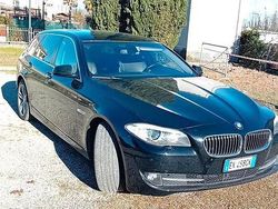 Nero Usata 2011 BMW 530 Efficient Dynamics Station wagon | 7500 €