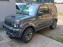 Grigio Usata 2015 Suzuki Jimny SUV | 11.400 € (Buon prezzo)