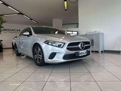 Argento Usata 2019 Mercedes A180 Business Tre volumi | 20.900 € (Buon prezzo)