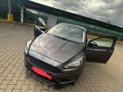 Usata 2015 Ford Focus Titanium X Tre volumi | 8400 € (Buon prezzo)