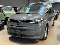 Grigio pastello Usata 2022 VW Multivan Monovolume | 44.900 €