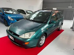 Usata 2000 Ford Focus Station wagon | 900 €