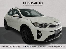 Bianco Usata 2018 Kia Stonic Style SUV | 13.900 € (Cara)