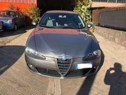 Grigio Usata 2006 Alfa Romeo 147 Due volumi | 3500 € (Buon prezzo)
