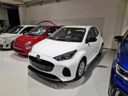 Bianco Nuova 2025 Mazda 2 Tre volumi | 23.000 €