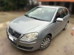 Grigio Usata 2007 VW Polo Tre volumi | 1899 € (Ottimo prezzo)