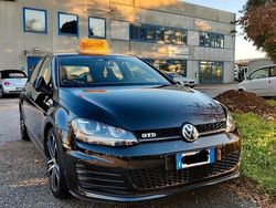 Nero Usata 2016 VW Golf VII GTD Due volumi | 13.400 €