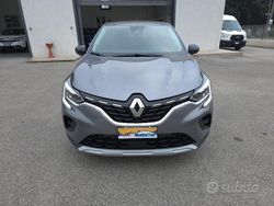 Grigio Usata 2020 Renault Captur Business SUV | 14.999 € (Buon prezzo)